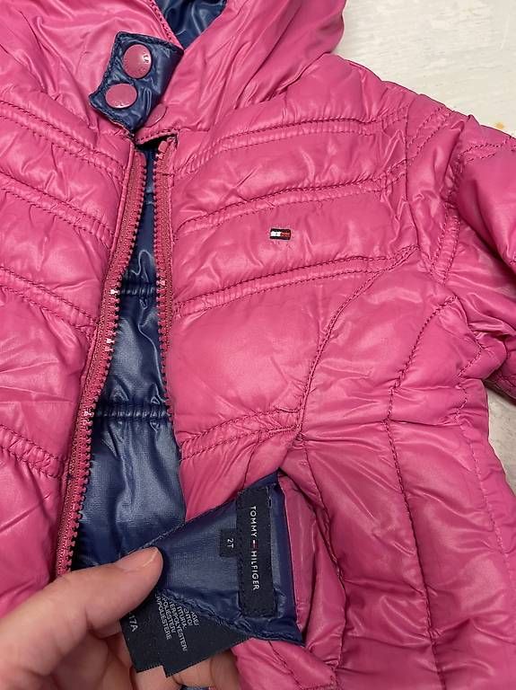 Tommy Hilfiger Giacche & Cappotti: Tommy Hilfiger winterjacke 2 Jahre – Usato da Bern venduto da Mikimik23 1