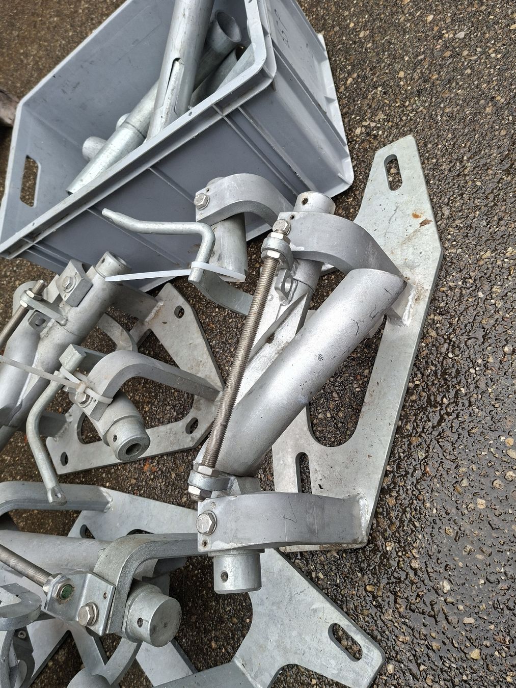 Supporti a parete: Rohrbahn-Weichen 2" verzinkt Industrie – Nuovo (secondo la descrizione) da Grossdietwil venduto da hufi10 4