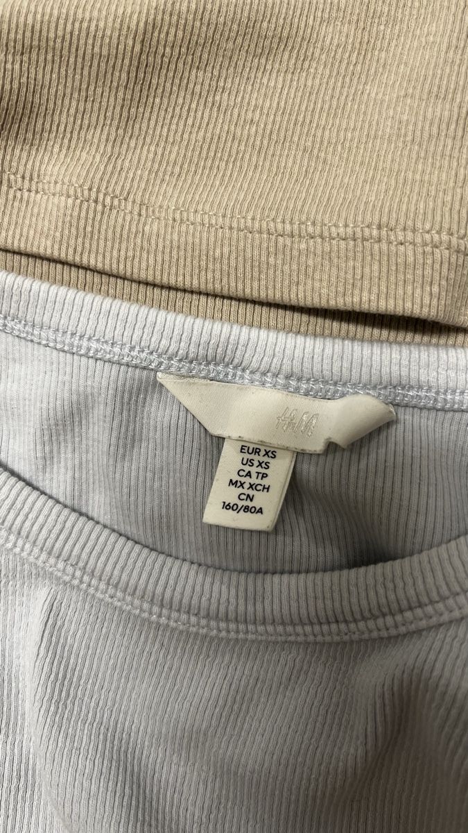 H&M Top: H&M blouse beige size S – Usato da Eglisau venduto da Kan_999 1