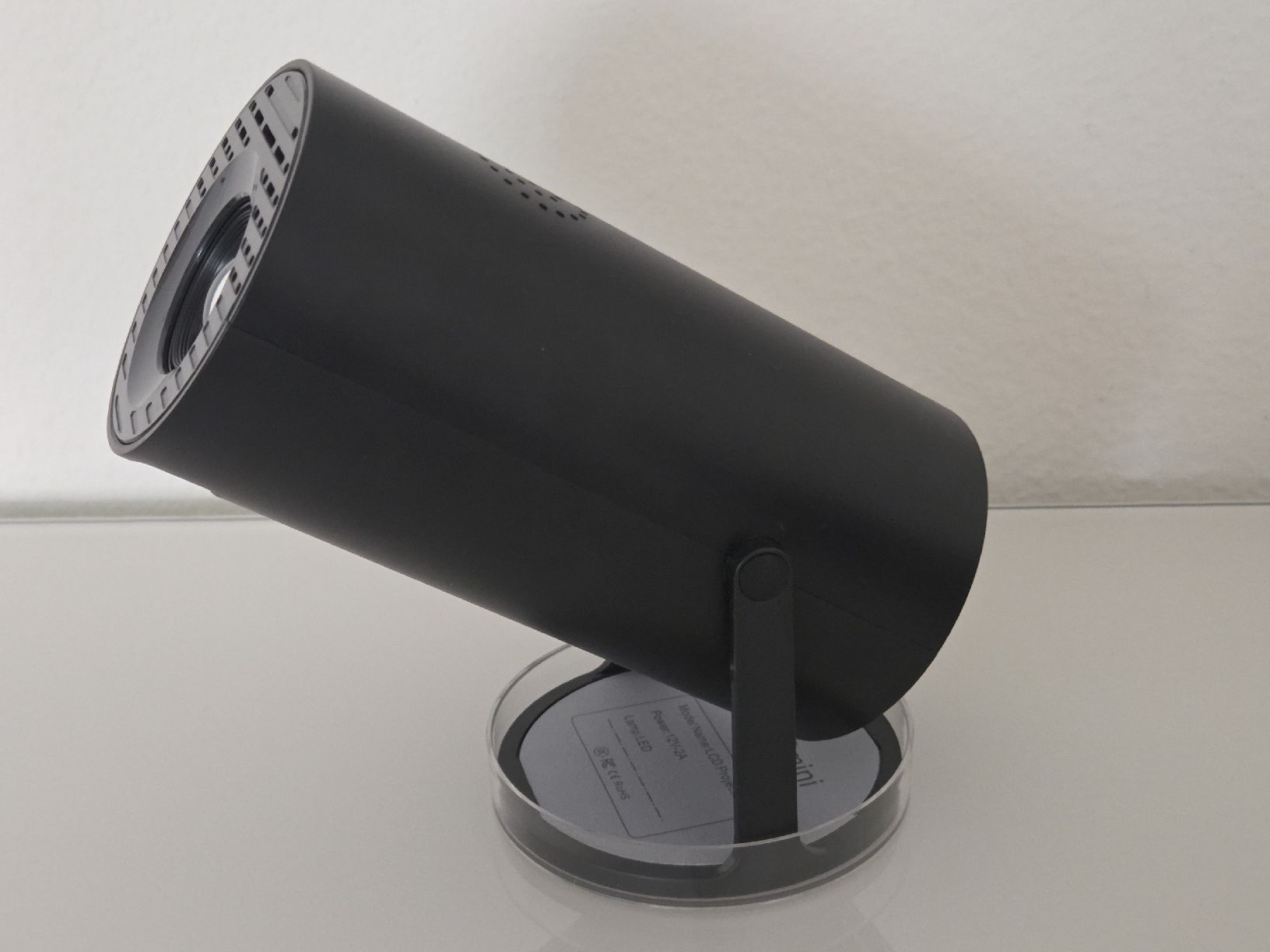 Vidéoprojecteurs: Mini Projektor mit Wifi & Bluetooth – D'occasion à Embrach par Musti20 2