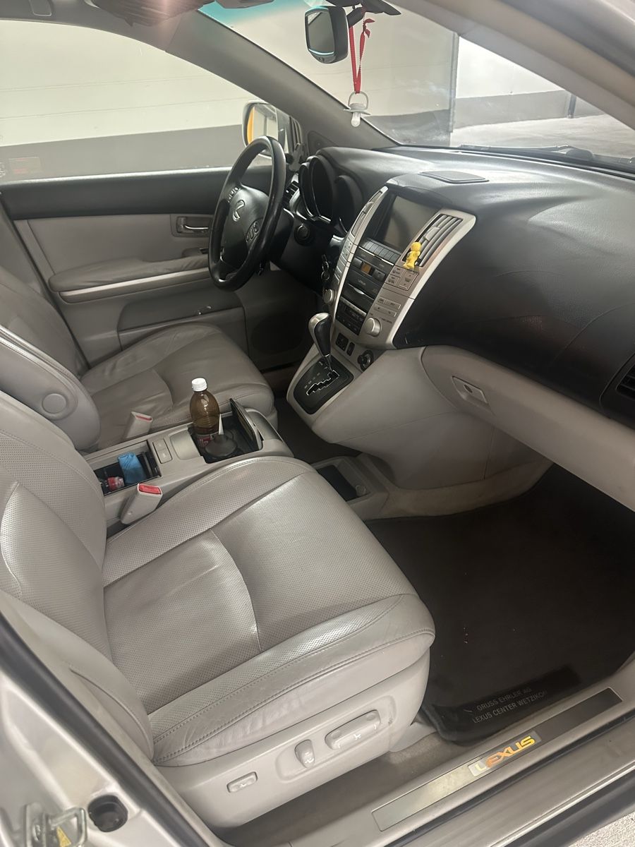 Lexus Autos: Lexus RX 400h – D'occasion à Jona par Yamisi 2