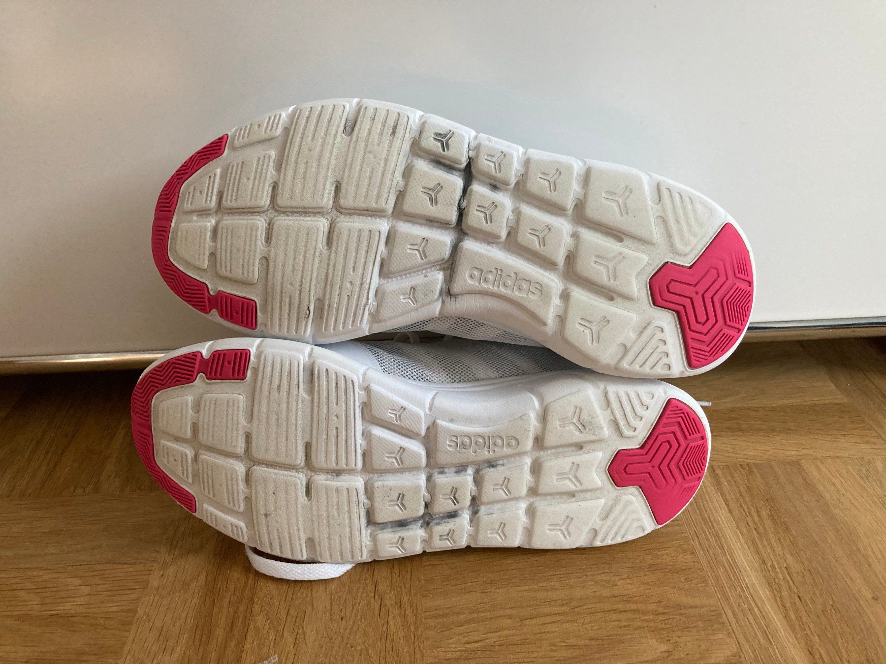 Adidas Scarpe da donna: Adidas Sneaker weiss, Gr. 36 - 36.5 – Usato da Winterthur venduto da nelead 1