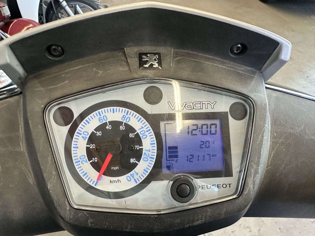 Peugeot Strada: Peugeot Vivacity 125 cc 2012 jg – Usato da Zullwil venduto da Autocentersalii 4