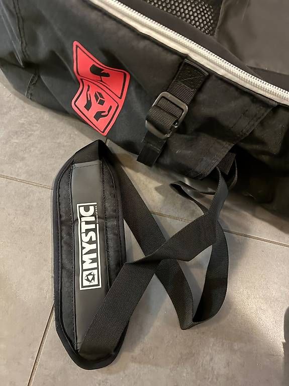 Completi, tute sportive e funzionali: Mystic Gearbox Square black 5'8'' – Usato da Zürich venduto da max_8cpy 4