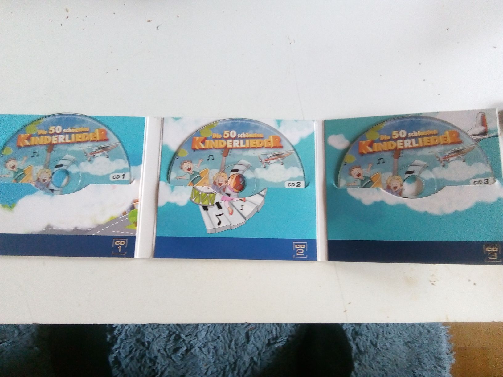 CD: Die 50 schönsten Kinderlieder  (3-CD's / Digi)   Deutsch – Usato da St. Gallen venduto da elkapone 4