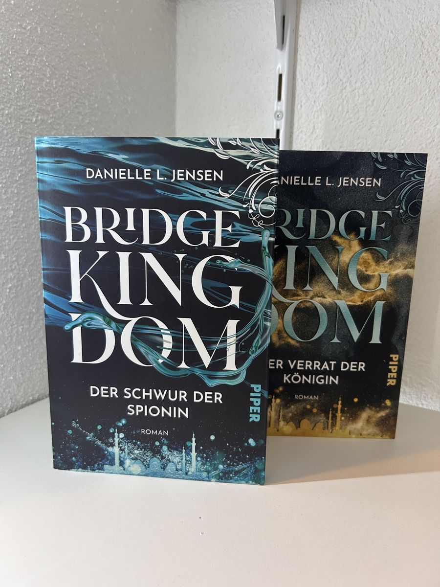Bücher: Bridge Kingdom, Band 1&2  – Neu (gemäss Beschreibung) aus Wila von lyn_t5f2