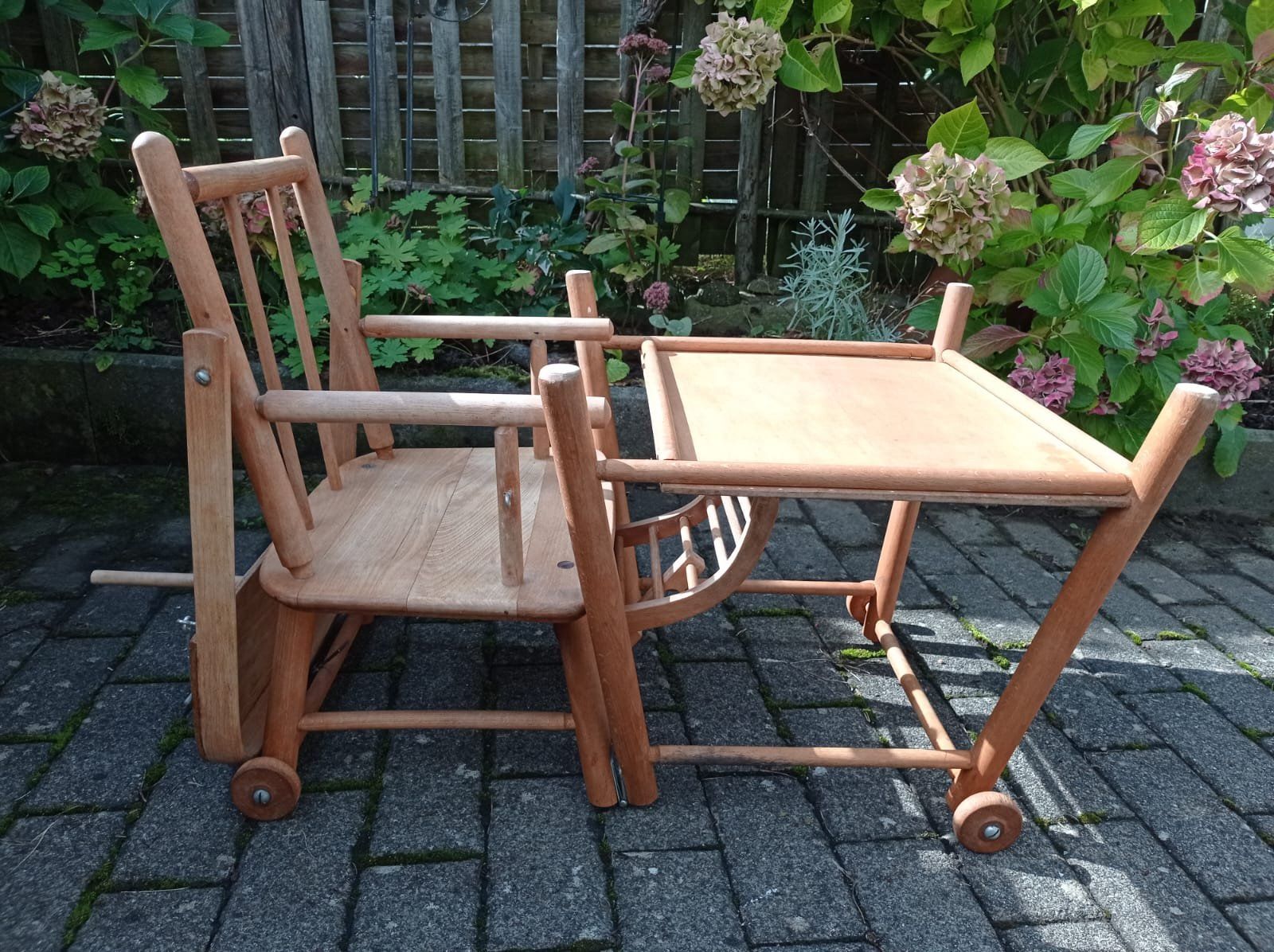 Hochstühle: Hochstuhl 2 in 1 – Gebraucht aus Herisau von ACm9 2