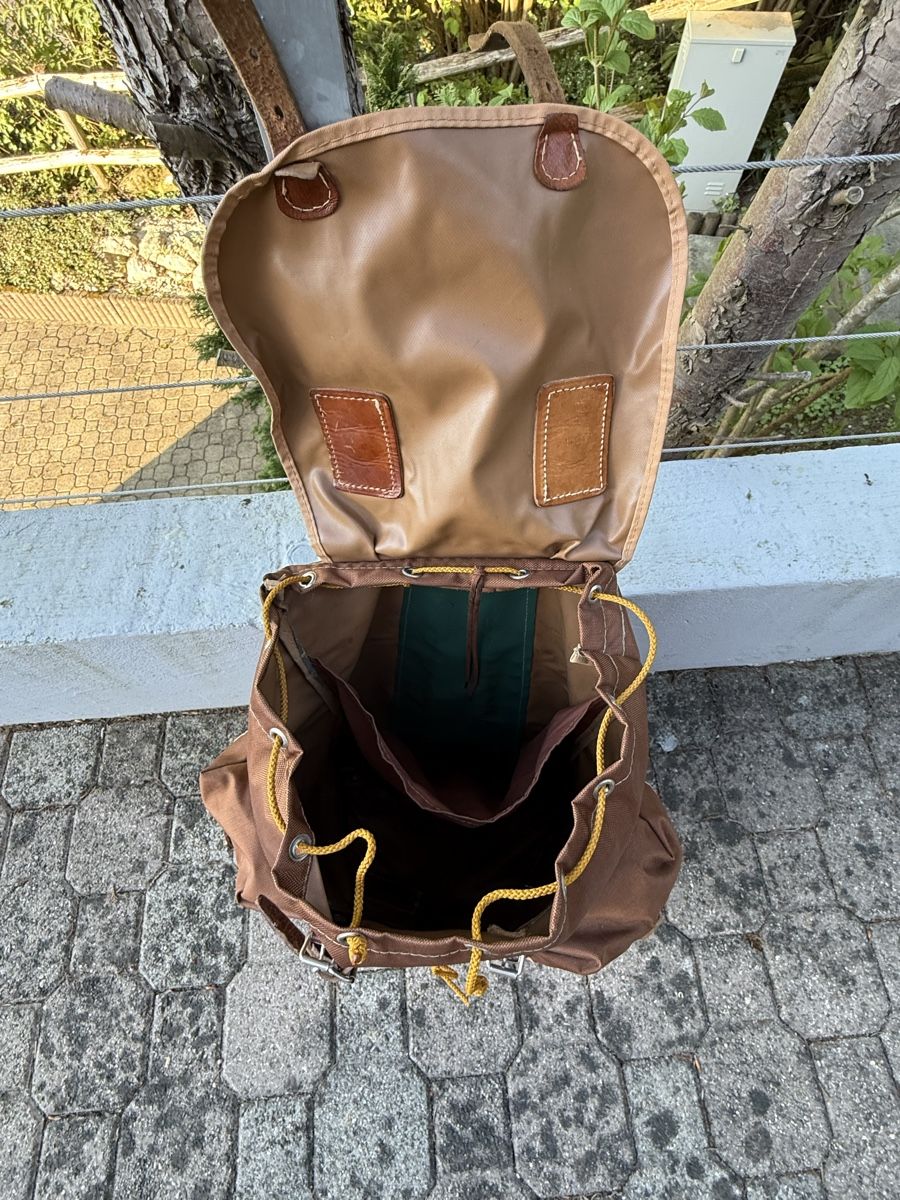 Schweizer Armee Zaini: Vintage Schweizer Militär Rucksack – Usato da Aarburg venduto da Schatzaffe 7