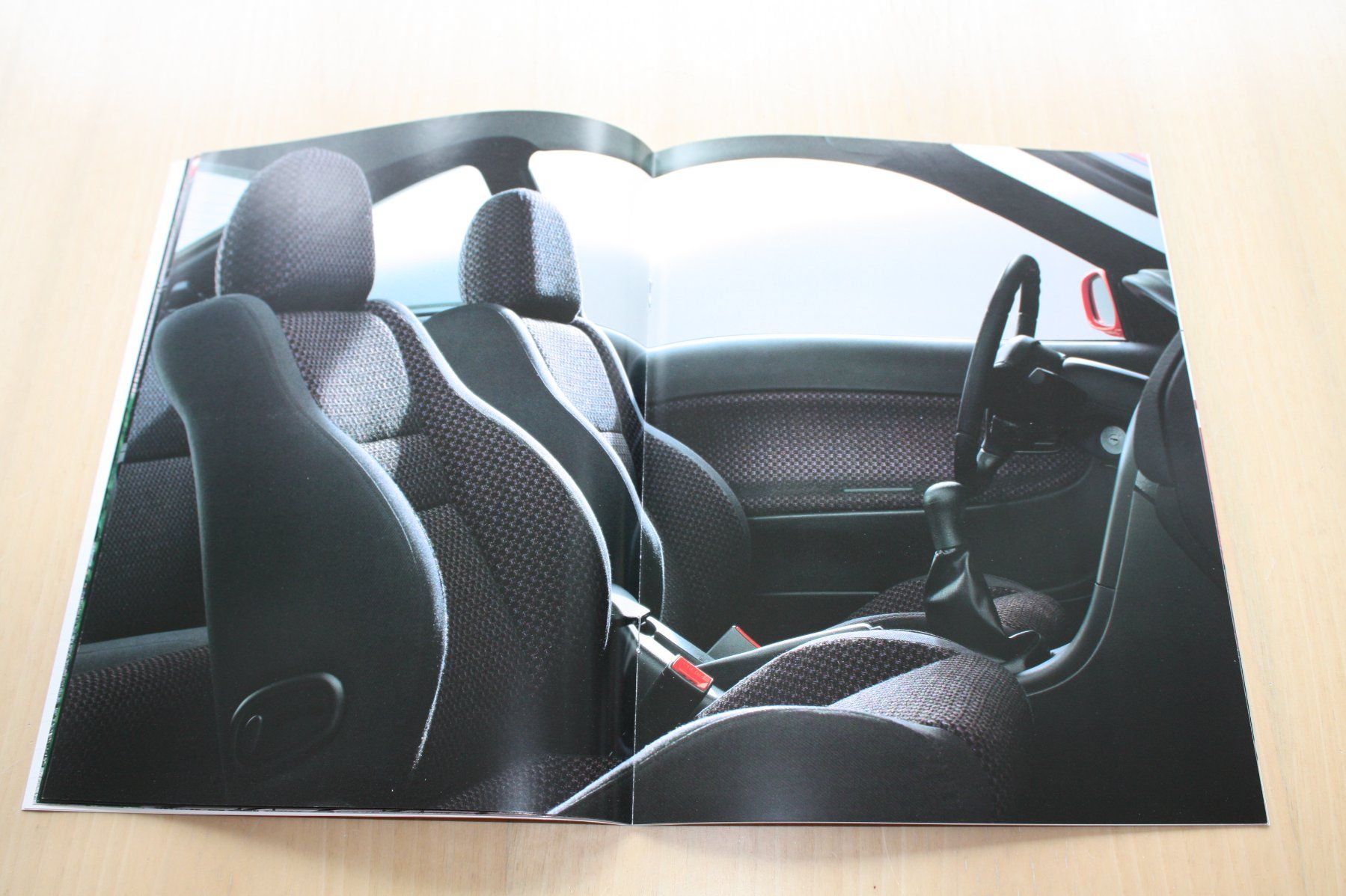 Mazda Dokumente: Mazda MX-6 Prospekt  FR – Gebraucht aus Wikon von erwin400 6