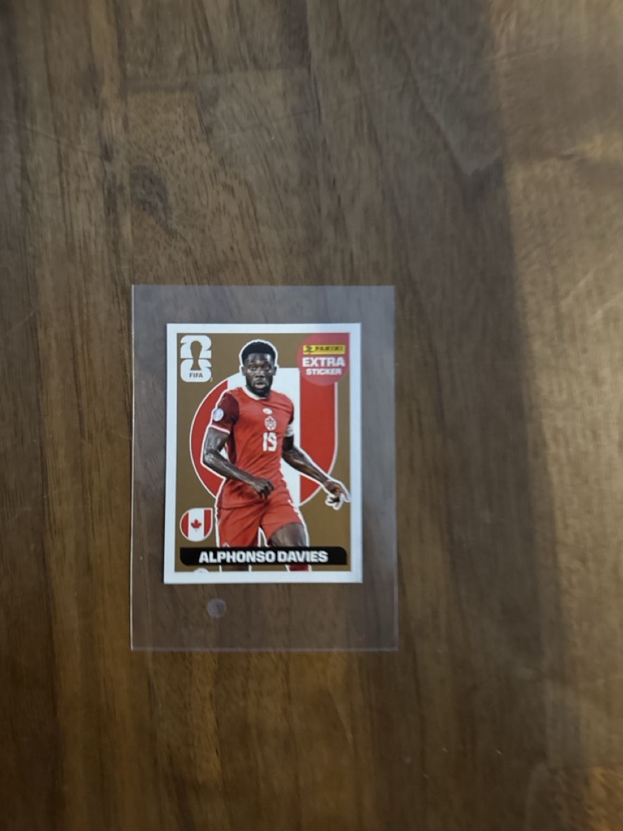 Panini Carte collezionabili: Extra Sticker - Alphonso Davies in Bronze – Nuovo (secondo la descrizione) da Mosnang venduto da 007military 1