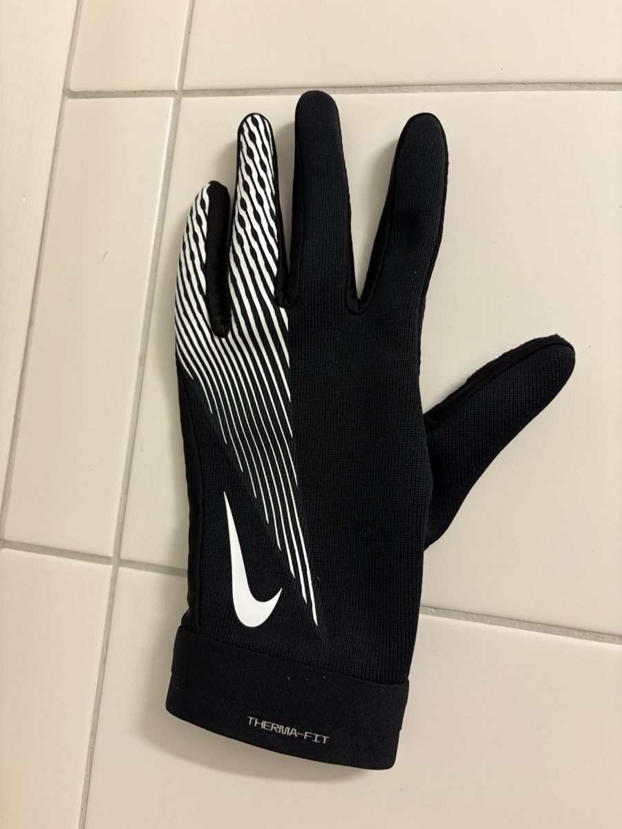 Nike Altri accessori da uomo: Nike L Linker Handschuhe – Usato da Bern venduto da isa_f8bl