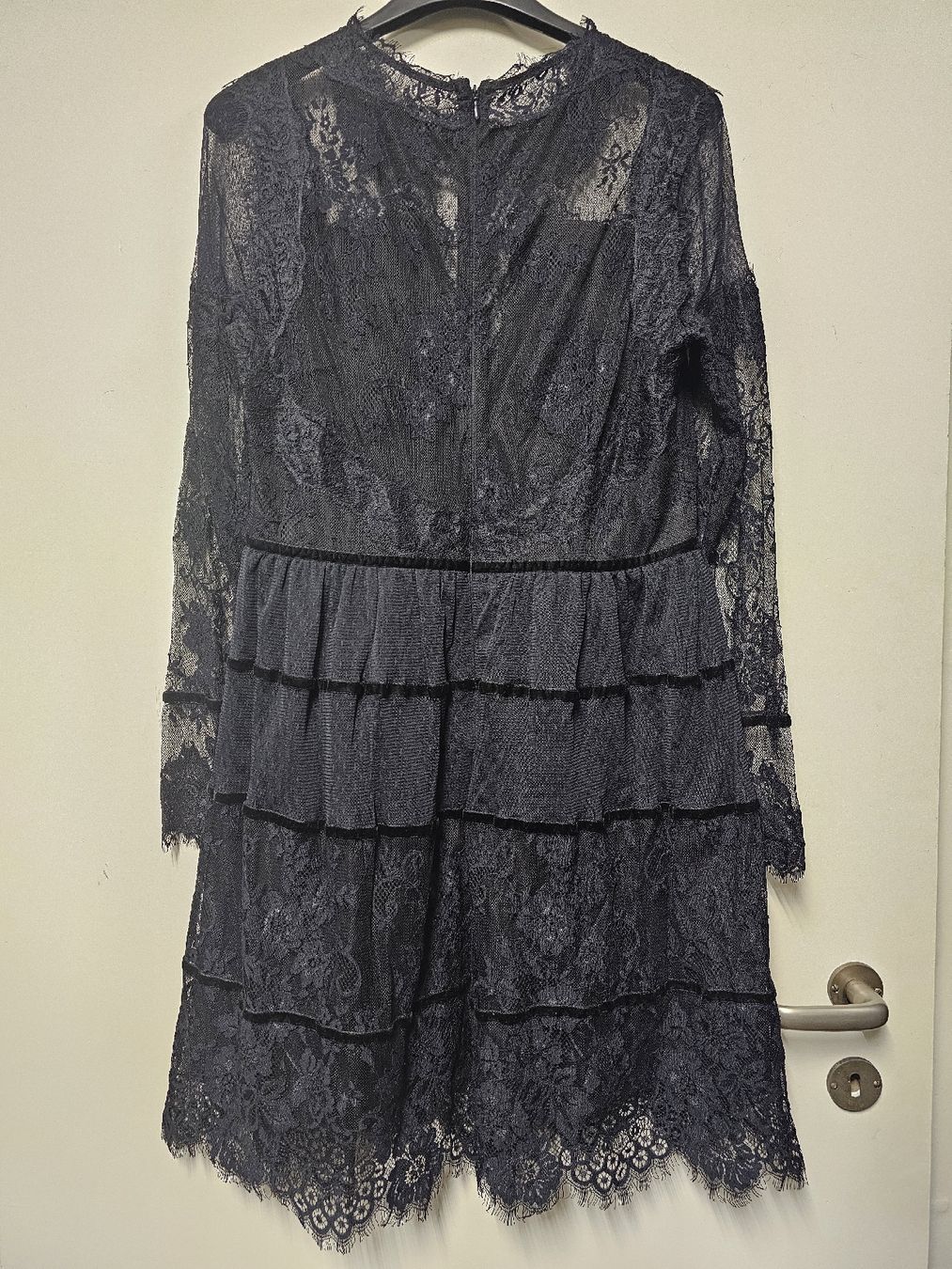 Morgan Vestiti: Robe Morgan/Dentelle Noire/Doublée/Élégante/Taille:M – Nuovo (secondo la descrizione) da Basel venduto da Paloma6261 4