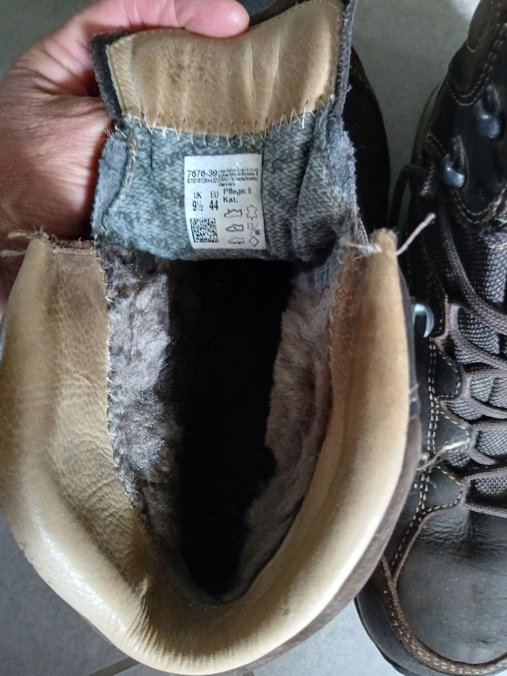 Meindl Herrenschuhe: meindl goretex Winterschuhe 44 – Gebraucht aus recherswil von papamoll71 2