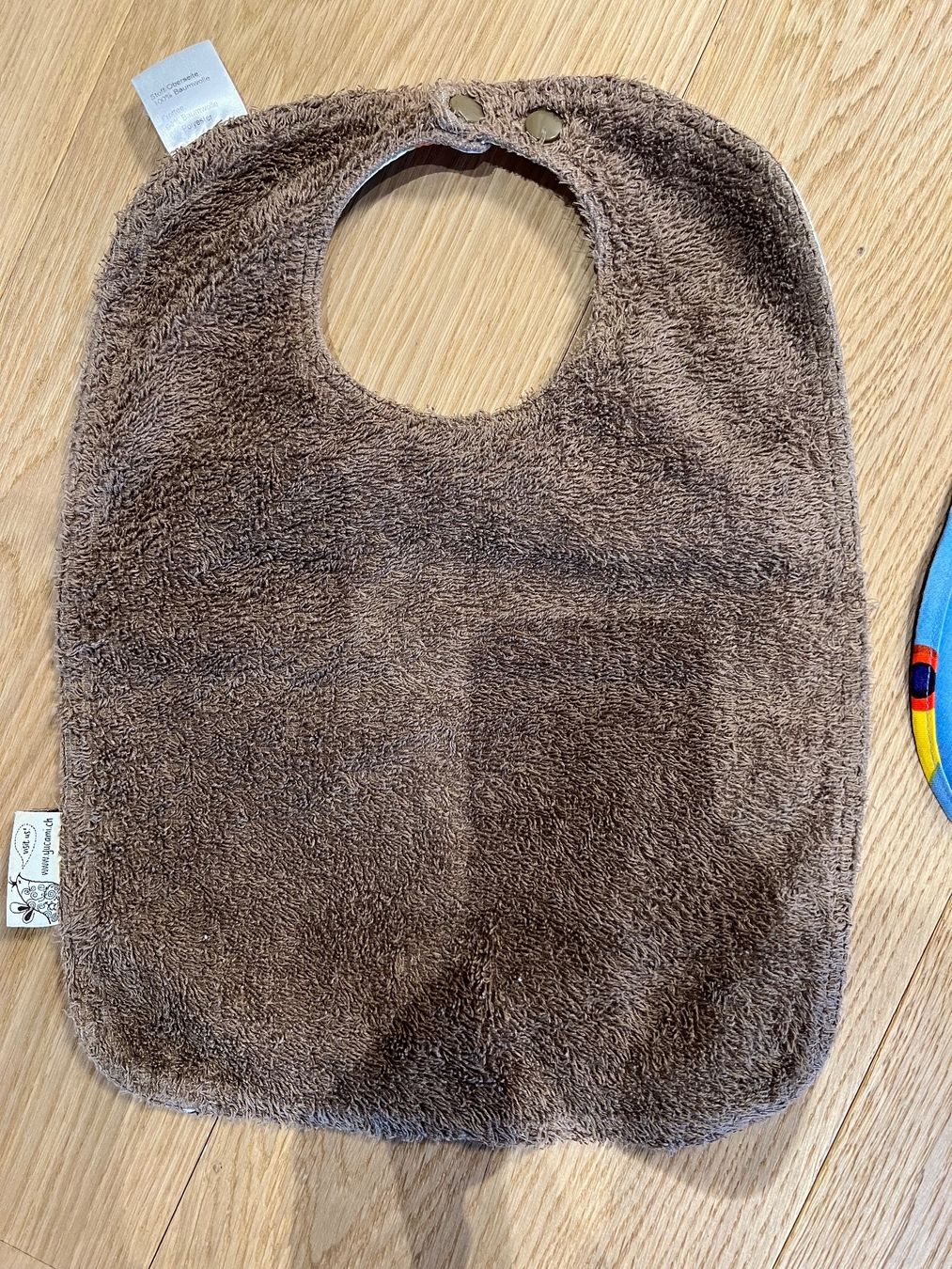 Repas pour bébés: 3 herzige Lätzchen – D'occasion à Ennetbaden par Katiusia 2