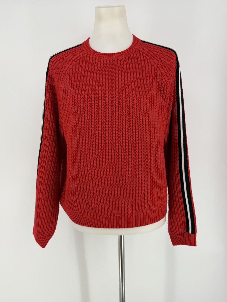 Maglioni & Felpe: Pullover rot mit Streifen Gr. 170/176 – Usato da Auenstein venduto da moin.