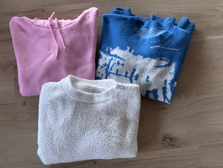 Pullover und Hoodies Damen 3er Set Grösse S 
