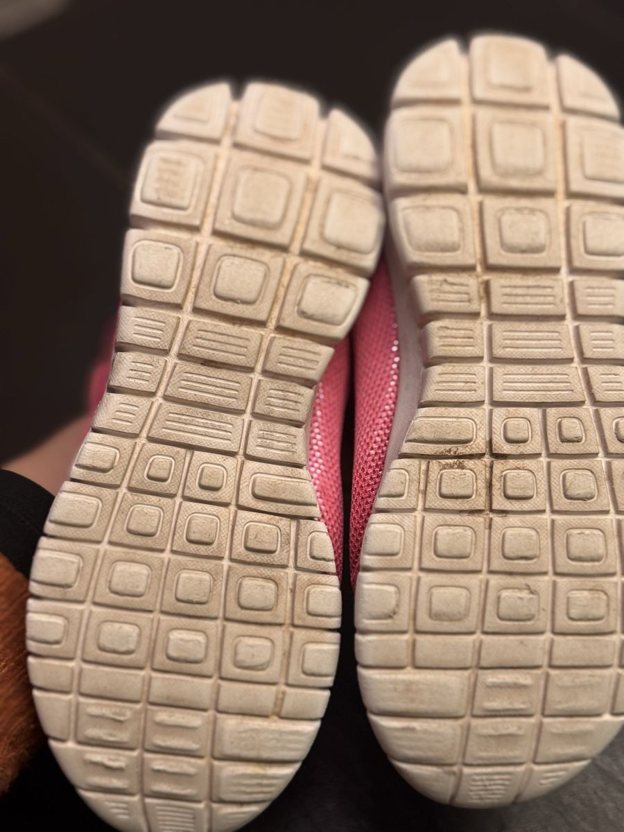 Dosenbach Schuhe für Mädchen: Mädchen Turnschuhe 33 – Gebraucht aus Wädenswil von dorodi 1