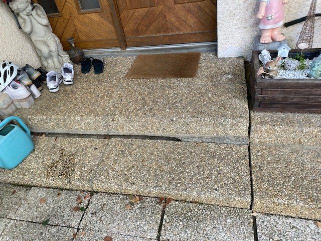 Revêtements de sol: Waschbeton Gartenplatten – D'occasion à Bösingen par GP-Tech 5