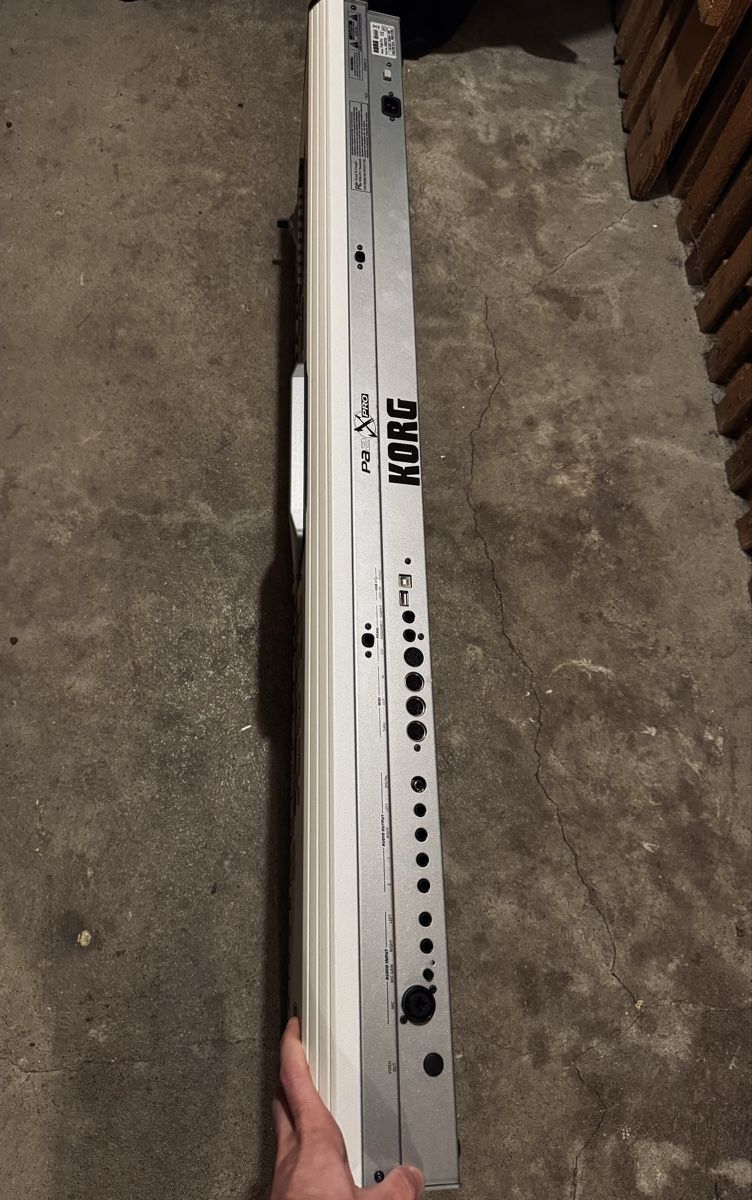 Korg Strumenti musicali: [TOP] KORG PA2X – Usato da Niederwil SG venduto da Dani.J 4
