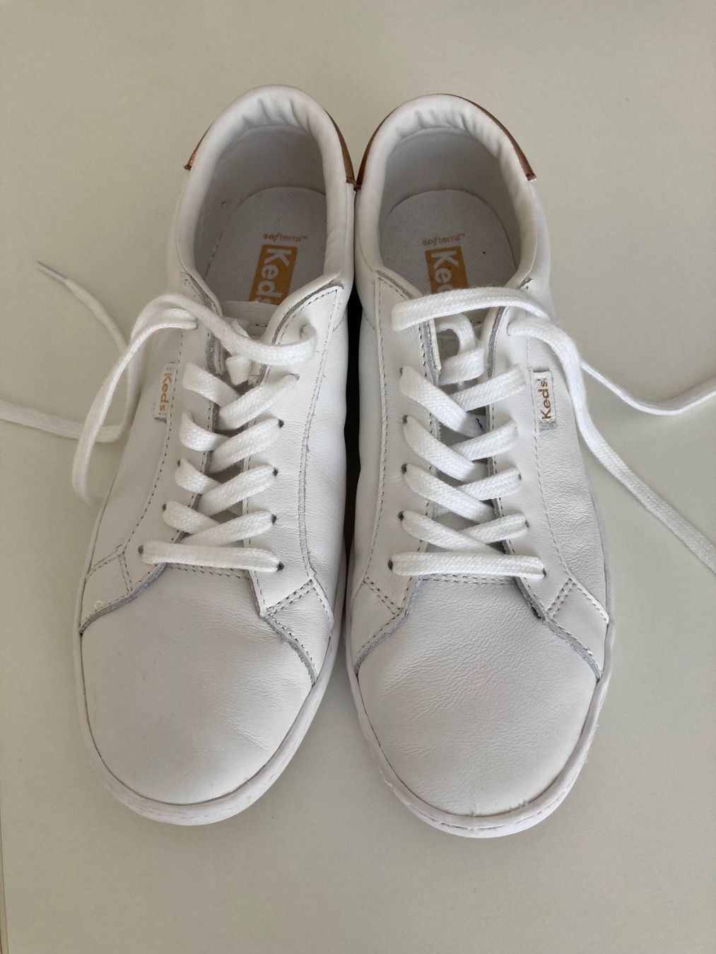 Scarpe da donna: Sneaker Turnsche,Gr.39 Leder weiss Keds – Usato da Glattpark (Opfikon) venduto da Pangie