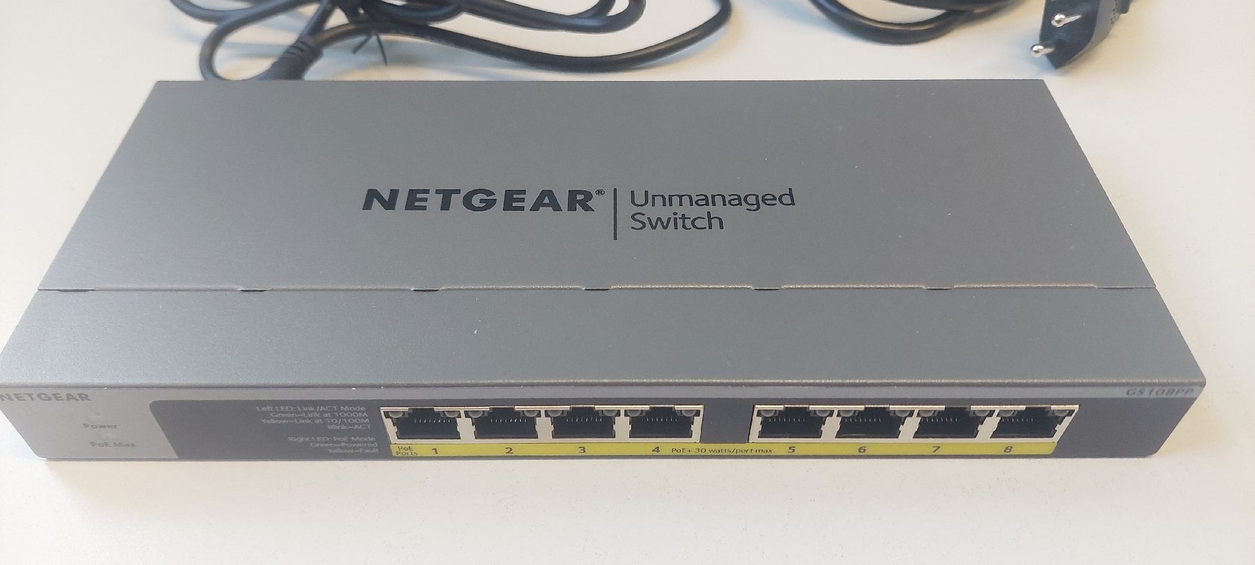 Netgear Hub & Switch: Netgear GS108PP Switch - – Usato da Rapperswil SG venduto da Indoc