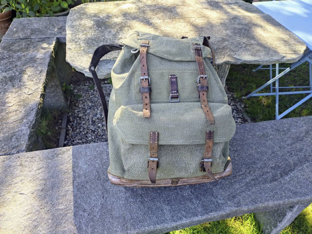 Vintage Rucksack Militär Schweiz 1959 - Top Zustand! (Gebraucht) in ...