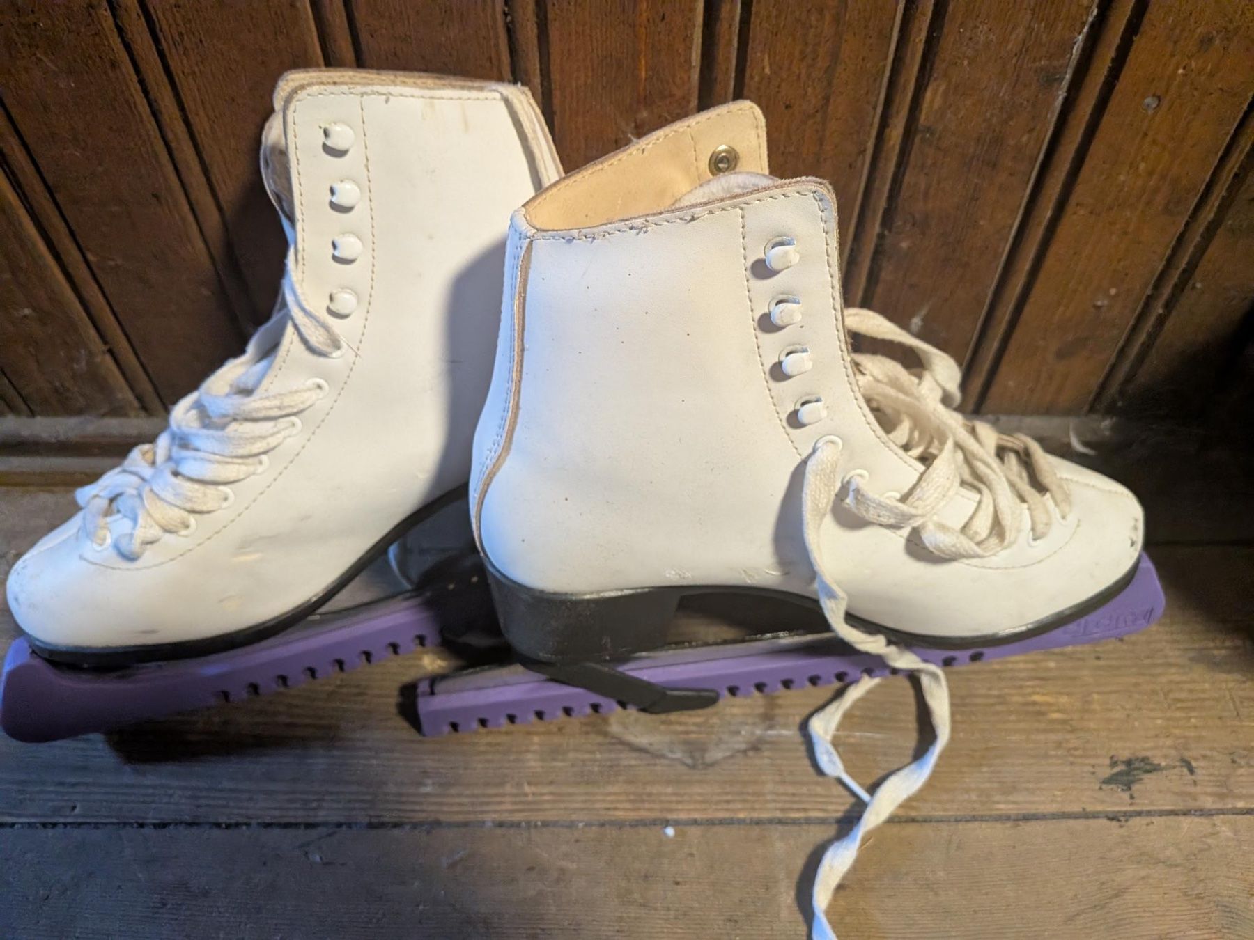 Pattini da ghiaccio: Schlittschuhe Graf Villars Grösse 41 – Usato da Bern venduto da sut_5f9k 1