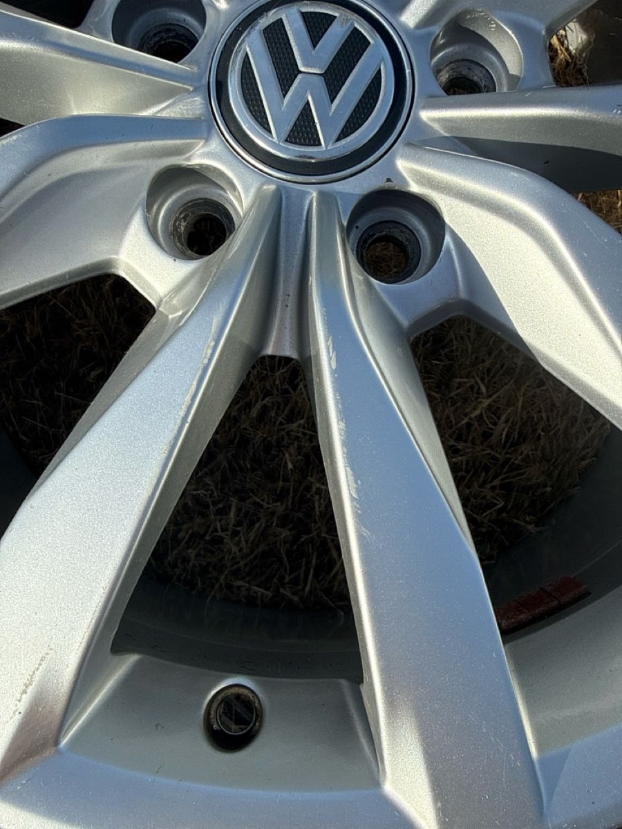 Volkswagen Felgen: Original VW Alufelgen 17'' – Gebraucht aus walperswil von msh_v777 3
