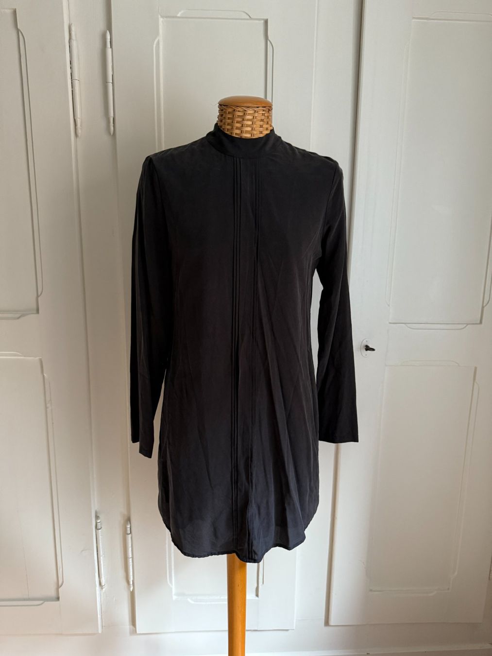 Vestiti: ADRIANO GOLDSCHMIED - Seide Kleid schwarz S – Usato da Zürich venduto da Diazaio