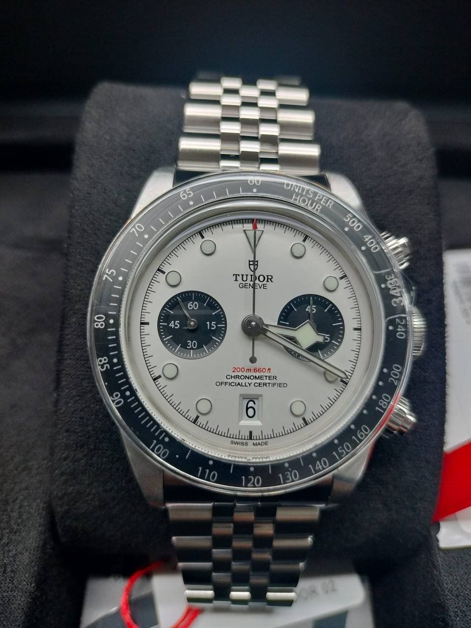 Tudor Orologi: NEU Tudor Weiss Bay Chronograph 2026 – Nuovo e nell'imballaggio originale da Neftenbach venduto da Taschen-Uhren 1