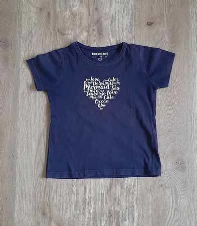 Herziges T-Shirt blau mit Herzaufdruck Gr. 122
