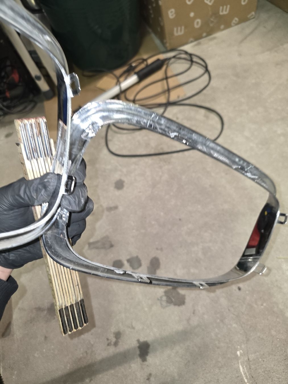 BMW Tutti pezzi di ricambio auto: Grill BMW - F20 , compatibilité autres modèles – Usato da Fribourg venduto da dccis.ch 4