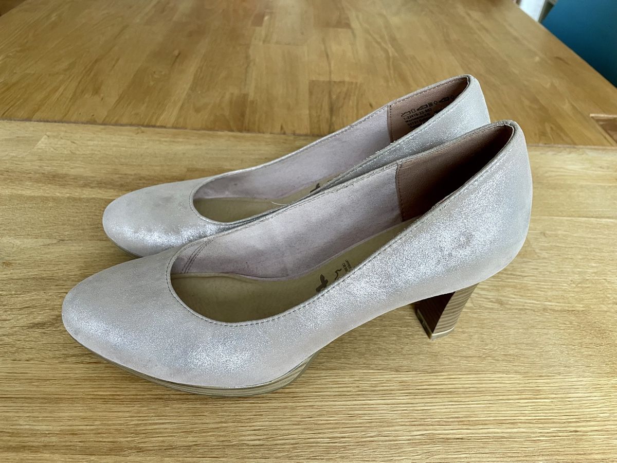 Tamaris Scarpe da donna: Tamaris Pumps Schuhe Damen 40 – Usato da Wabern venduto da IngaJohanna 1