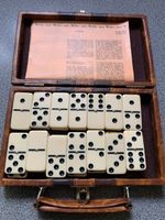 „Philos“ DOMINO mit Box