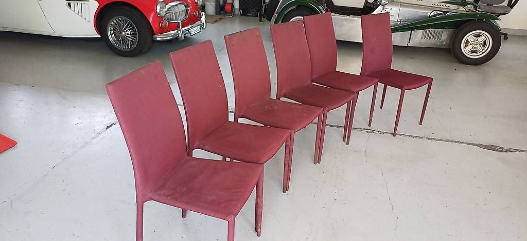 Set de table et chaises: Tisch und Stühle  – D'occasion à Berikon par rog_89hg 3