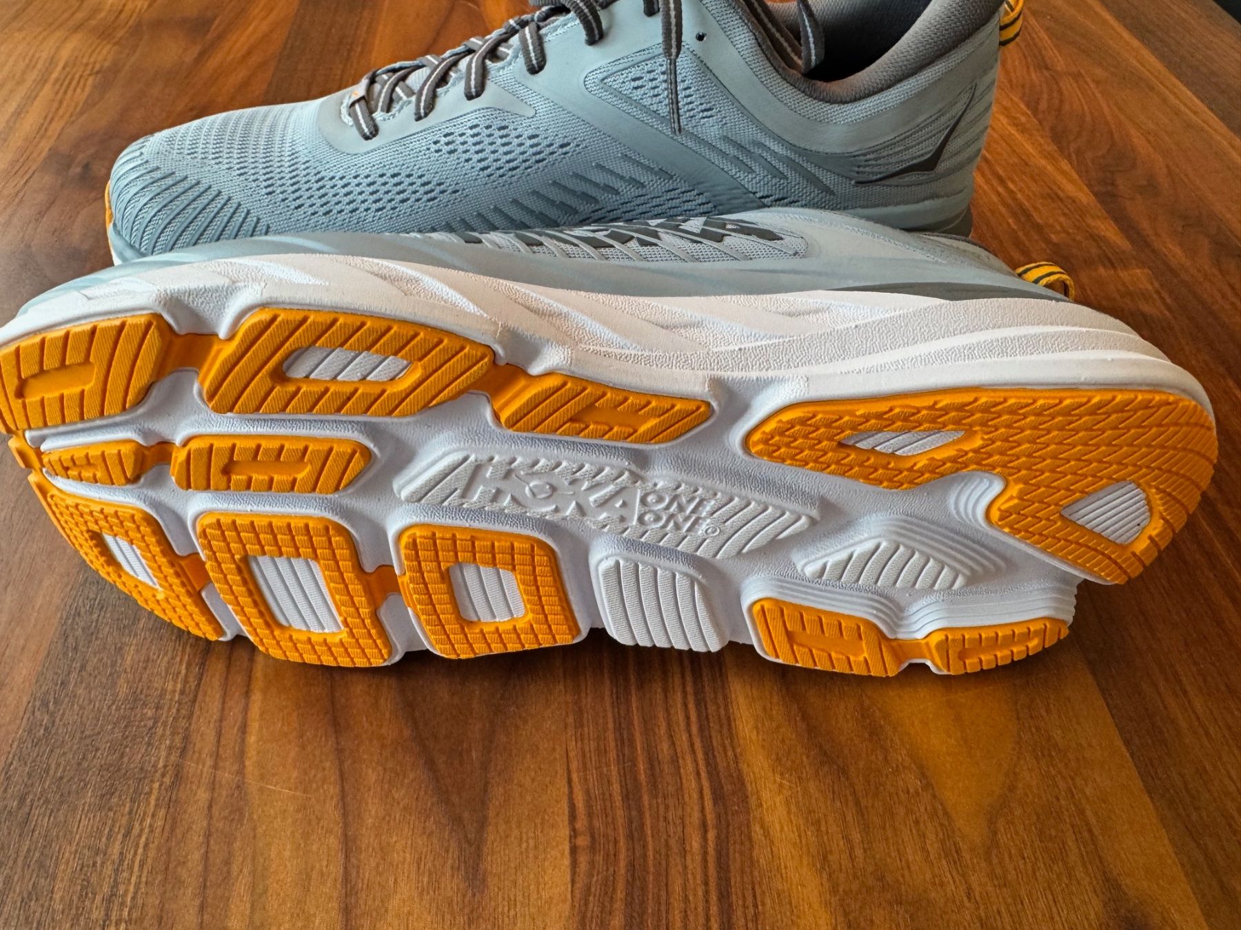 Hoka One One Herrenschuhe: Hoka Bondi7, Gr 46, US 11,5, hellblau – Neu (gemäss Beschreibung) aus Bülach von cleo1804 3