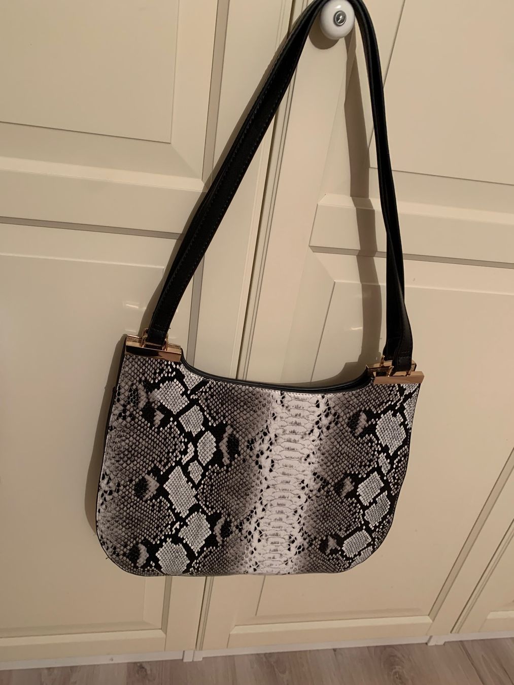 Maddison Borse da donna: Maddison Handtasche, Schlangenmuster – Usato da Nunningen venduto da silvermoon68 1