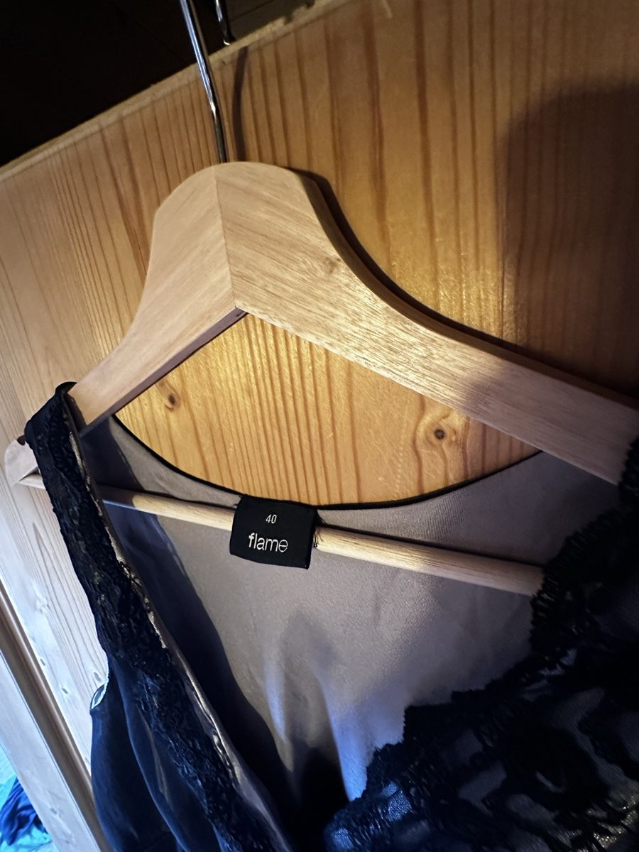 Vestiti: Kleid von Flame – Usato da Donat venduto da troja007 1