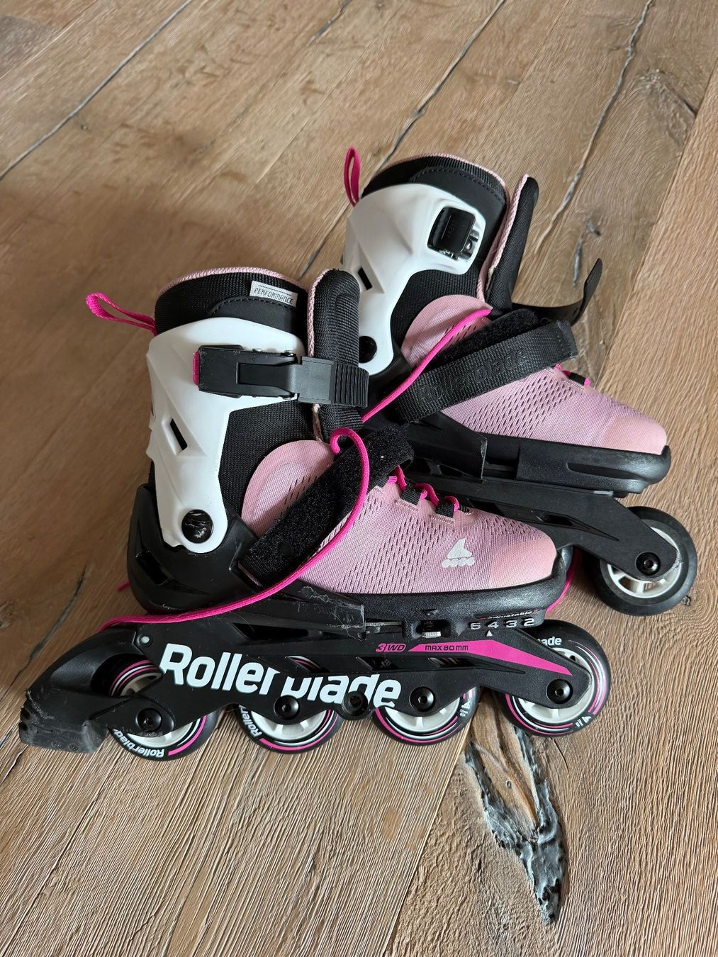 Pattini in linea & Pattini a rotelle: Rollerblades Microblade Girl – Usato da Ottenbach venduto da Truppi