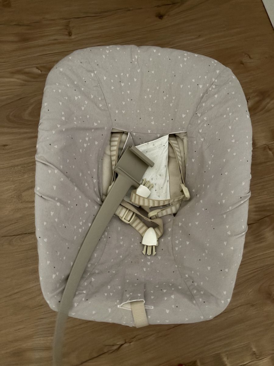 Stokke Seggioloni: Stokke Tripp Trapp Newborn Set mit Bezug – Usato da Ottenbach venduto da ALsales