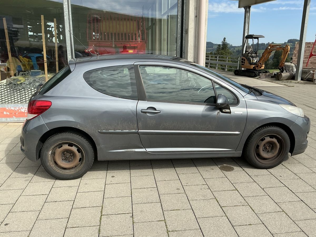 Peugeot Autos: Peugeot 207 – Gebraucht aus Stein AR von aut_fx2l 1