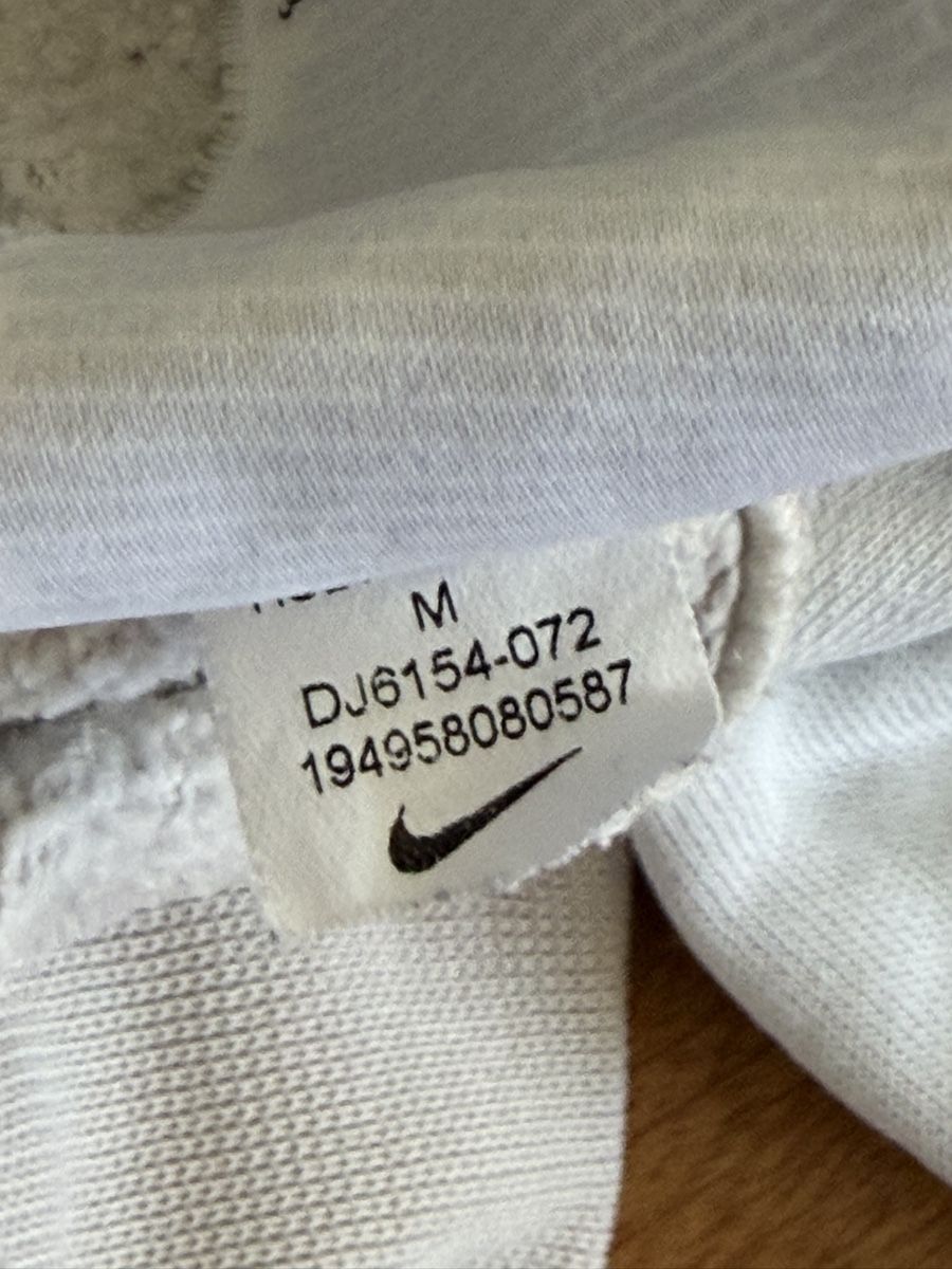 Nike Pullover & Sweatshirts: Nike Hoodie Dreifarbig M – Gebraucht aus Zürich von chi_9dfb 6