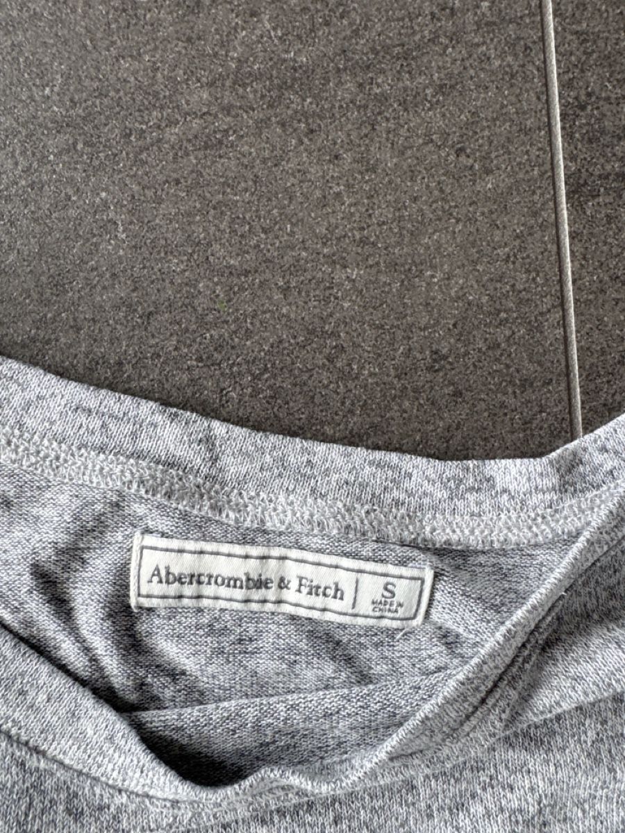 Abercrombie Maglioni & Felpe: Pullover Abercrombie & Fitch – Usato da Unterseen venduto da Zurbi 1