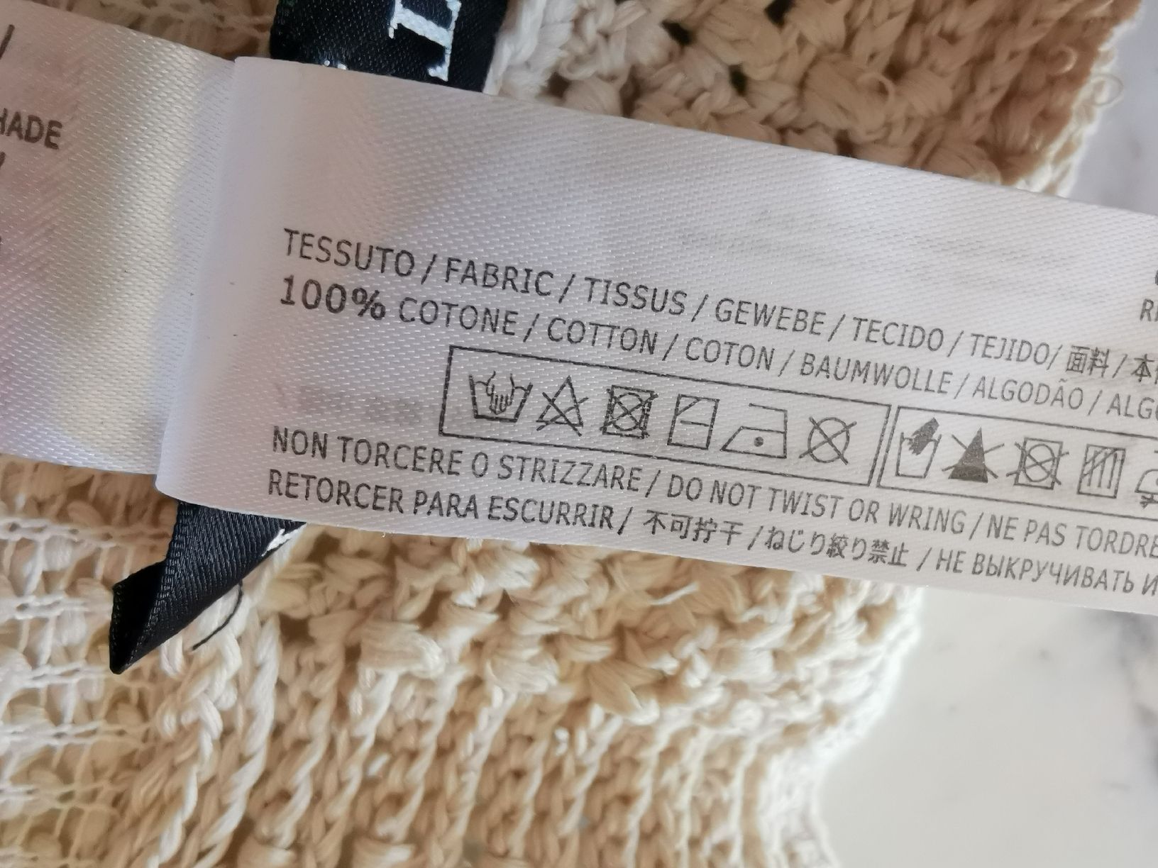 Twinset Giacche: Twin Set Häkel Jäckli Bikerstil – Usato da Uerikon venduto da pink_flamingo 3