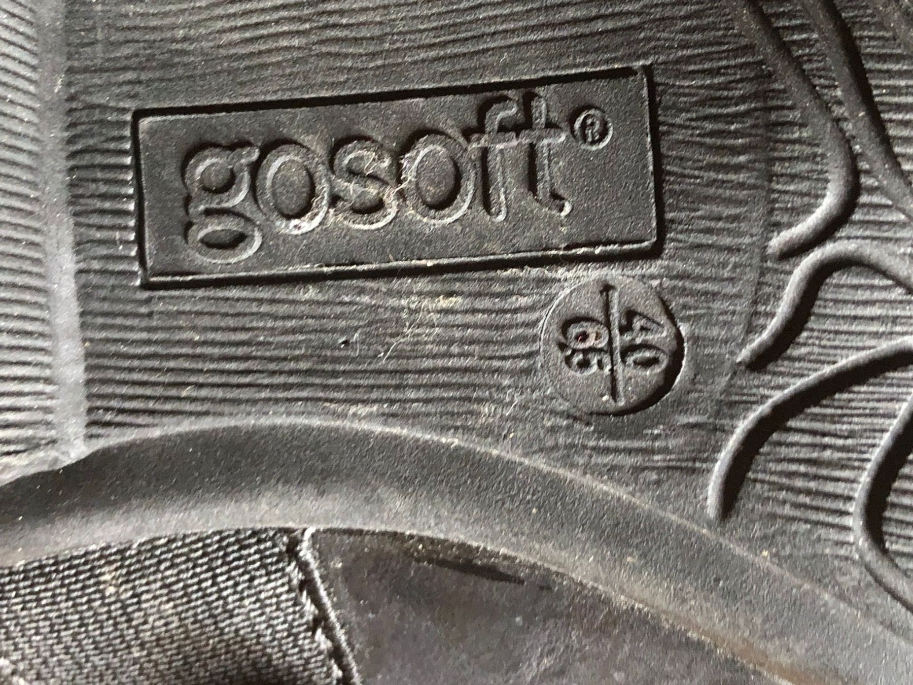 Scarpe da donna: 2x Damenschuhe Grösse 40 – Usato da Röschenz venduto da Tashroal 3