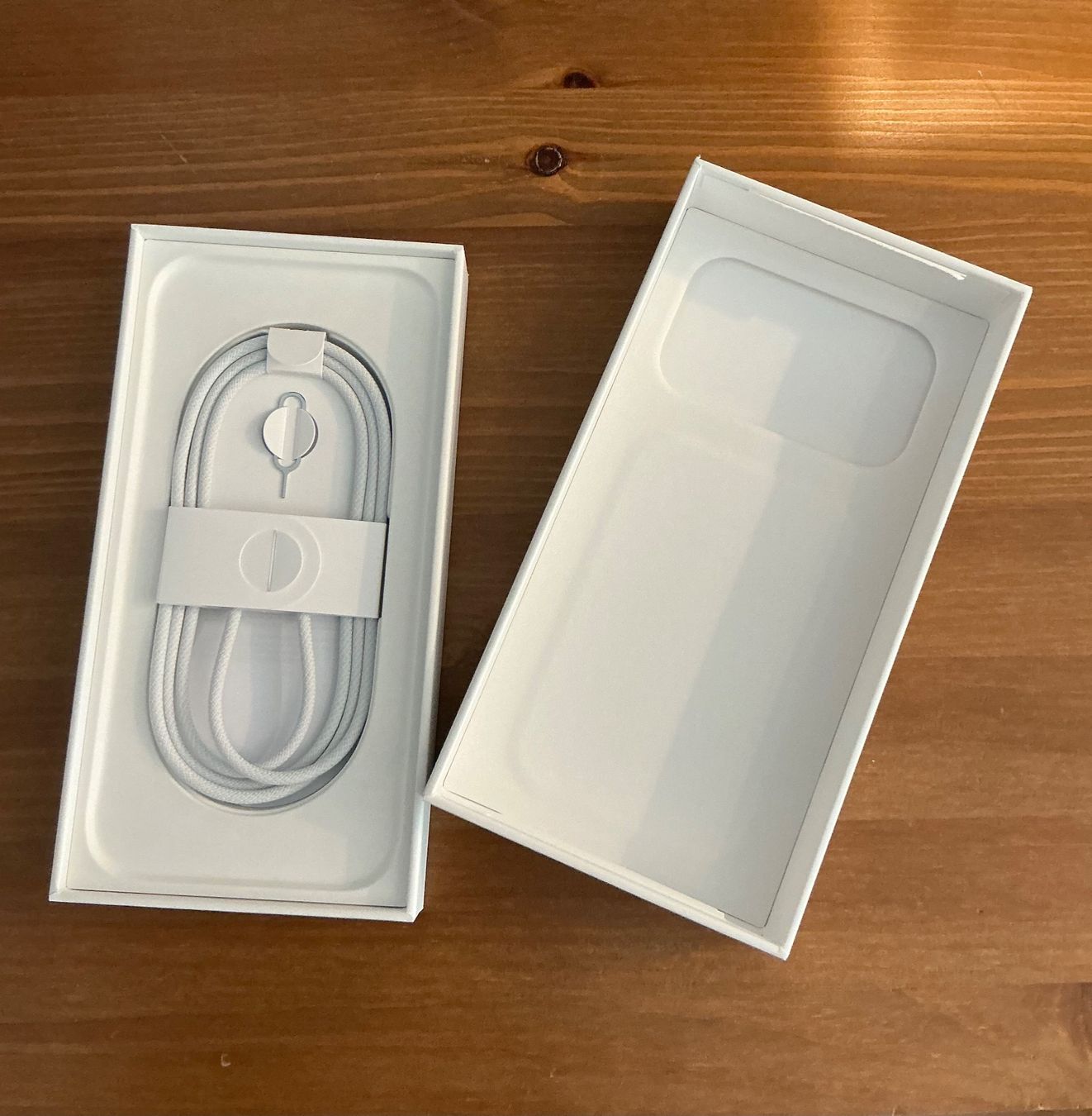 Apple Telefoni cellulari / Smartphones: Apple iPhone 17 Pro Max 256GB Deep Blue (bleu) – Usato da Evilard venduto da yam1980 4