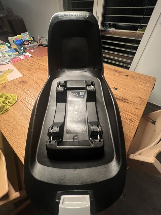 Maxi-Cosi Sièges auto: Maxi Cosi Pebble Plus Babyschale inkl. Isofix Station – D'occasion à Toffen par Aherren 4