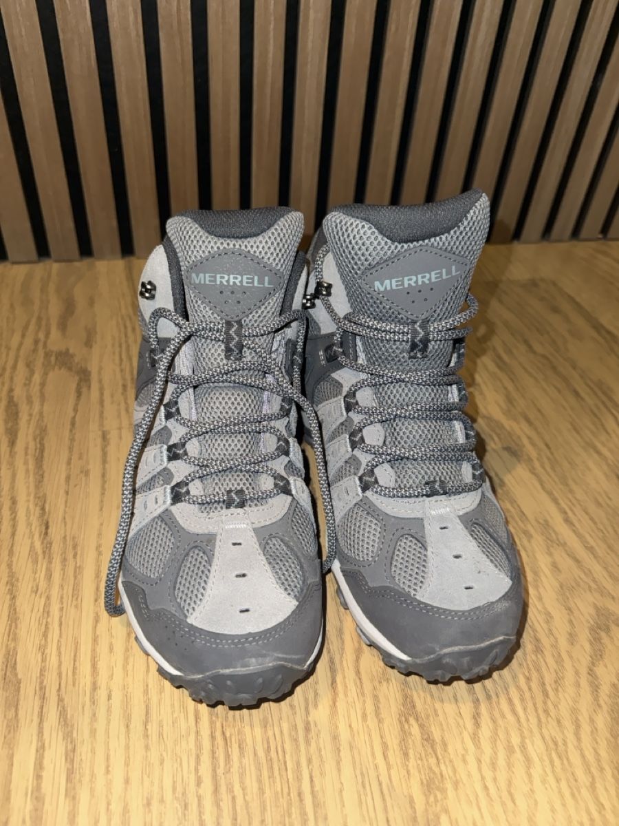Merrell Scarpe da uomo: Merrell Wanderschuh Accentor 3 Mid WP grau – Nuovo (secondo la descrizione) da Niederhasli venduto da elm_7pyv