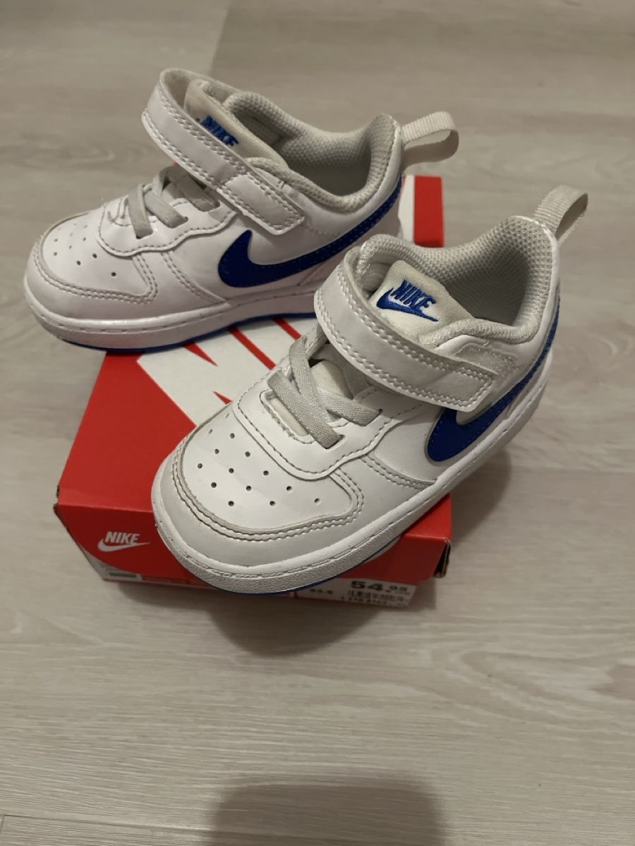 Nike Scarpe per ragazzi: Nike Schuhe Jungs Gr. 23.5 – Usato da Derendingen venduto da CaMiPa5