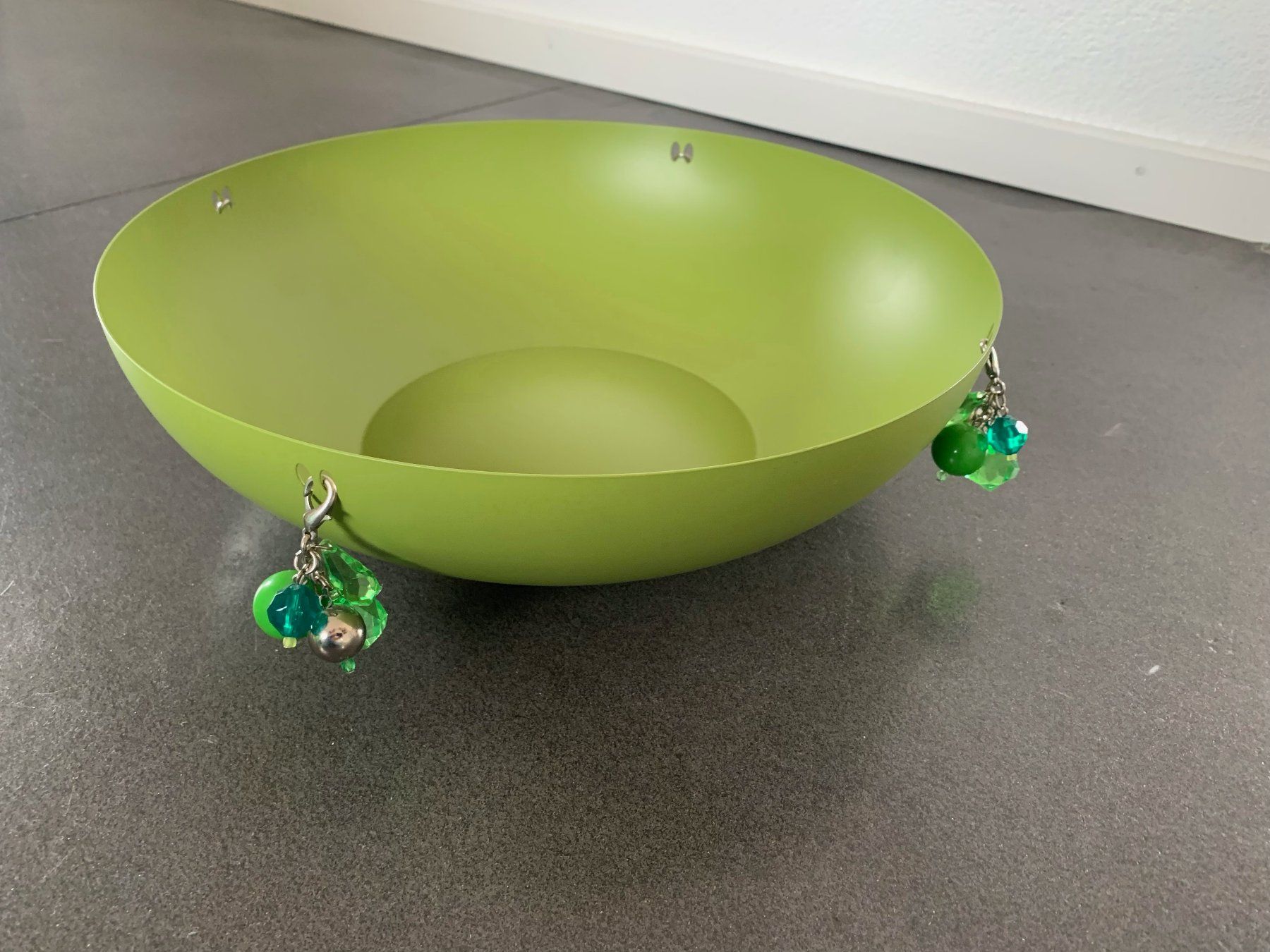 Alessi Schale aus Stahl olivgrün 